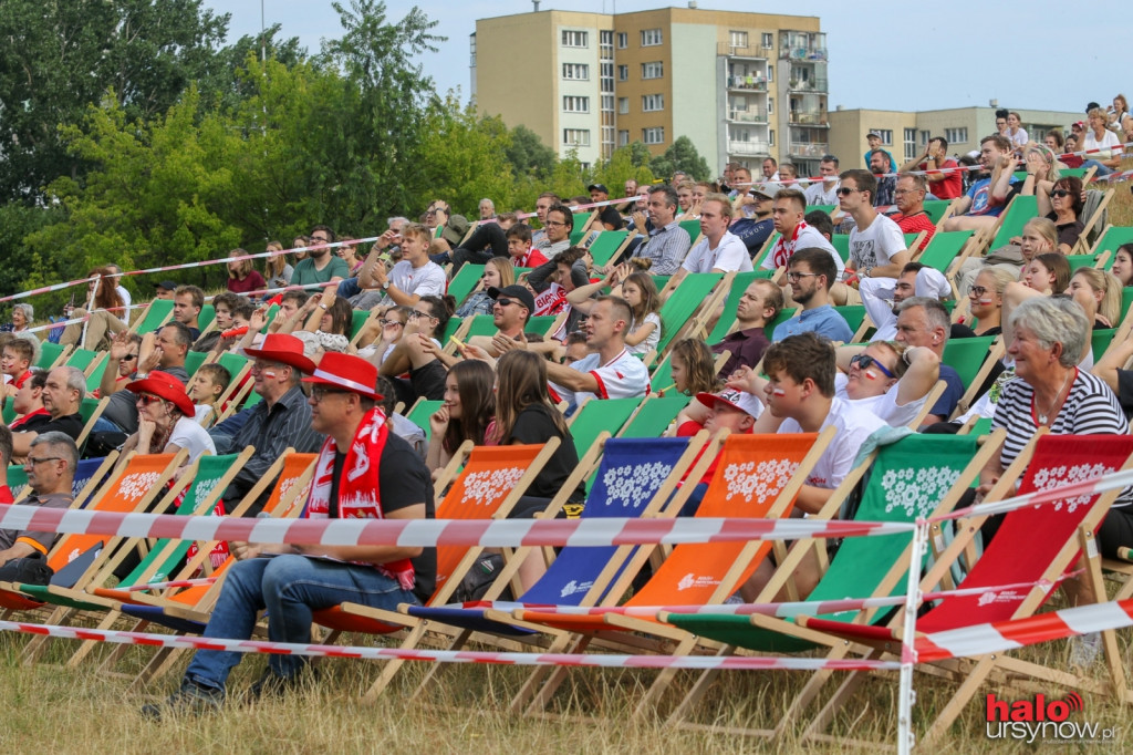 Ostatni mecz Polaków na Mundialu. Ursynowscy kibice nie zawiedli FOTO