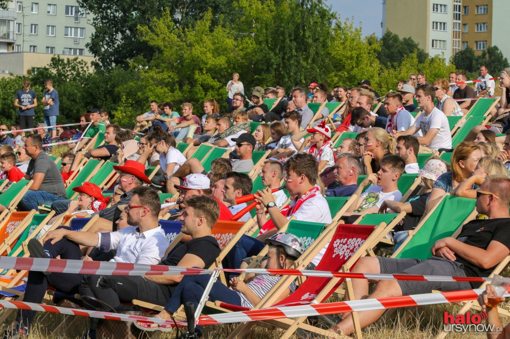 Ostatni mecz Polaków na Mundialu. Ursynowscy kibice nie zawiedli FOTO