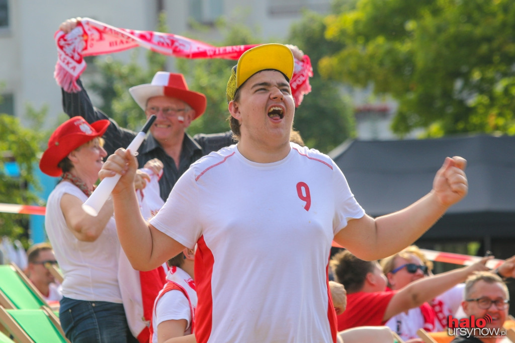 Ostatni mecz Polaków na Mundialu. Ursynowscy kibice nie zawiedli FOTO