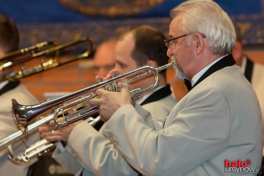 Koncert pełen wzruszeń z okazji Cudu nad Wisłą FOTO
