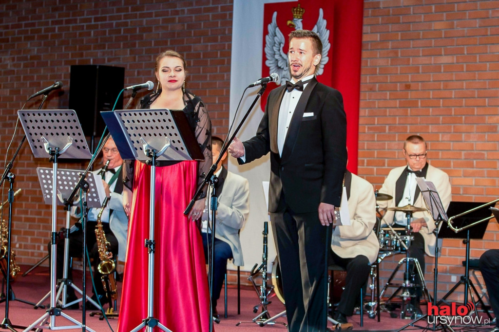 Koncert pełen wzruszeń z okazji Cudu nad Wisłą FOTO