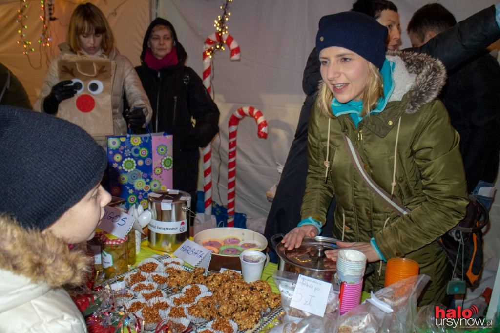 Charytatywny kiermasz świąteczny dla Zosi