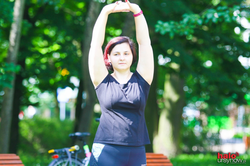 Joga na trawie