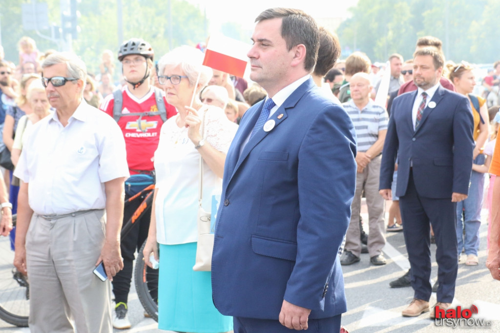 Wruszająca chwila! Setki osób na 