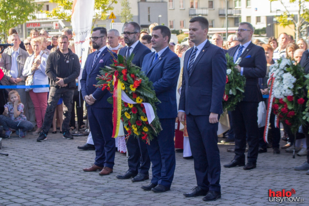Raz na ludowo! Trwa Dzień Patrona FOTO