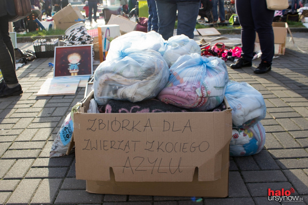 Przedostatnia niedziela... Tłumy na garażówce FOTO