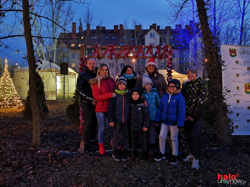 Odczarowali hospicjum kolędą. VI Parada Świątczna FOTO