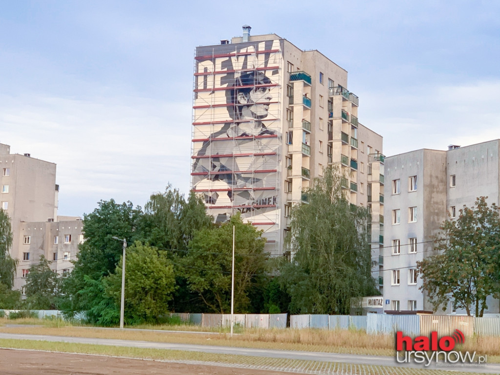 Mural Deyny na Ursynowie