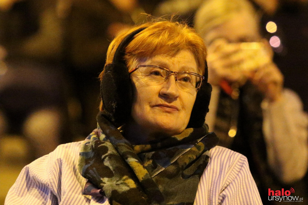 Kwiat Jabłoni porwał ursynowian. Takiego koncertu dawno mnie było