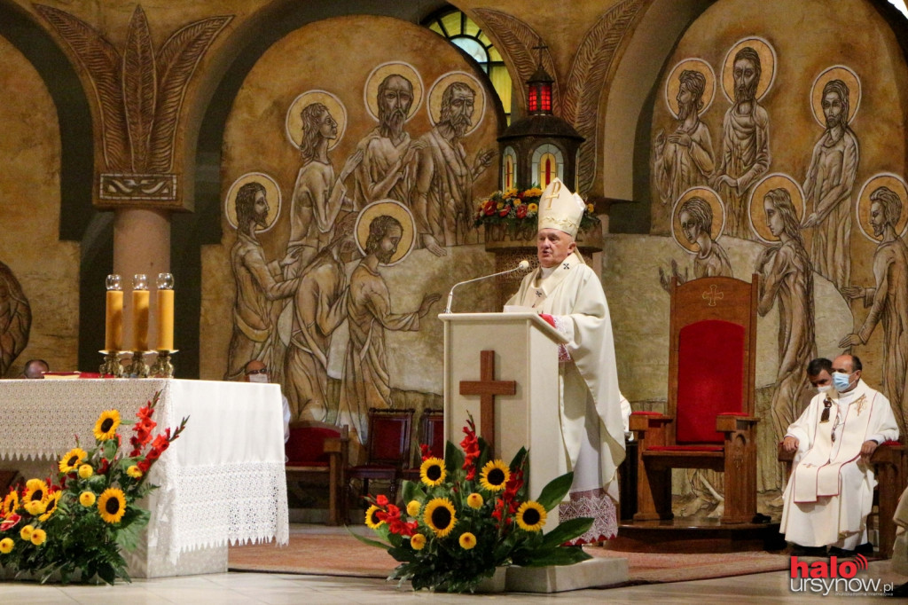 Ursynów uczcił dzień patrona. Nie przeszkodził nawet deszcz