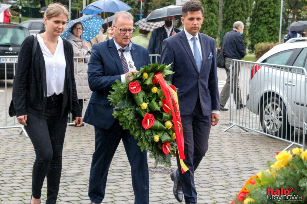 Ursynów uczcił dzień patrona. Nie przeszkodził nawet deszcz