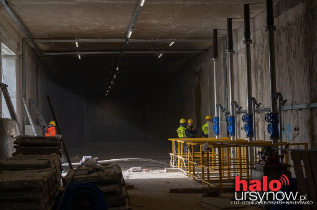 Budowa POW: Drogowcy chwalą się pracami w tunelu. A co z terminami?