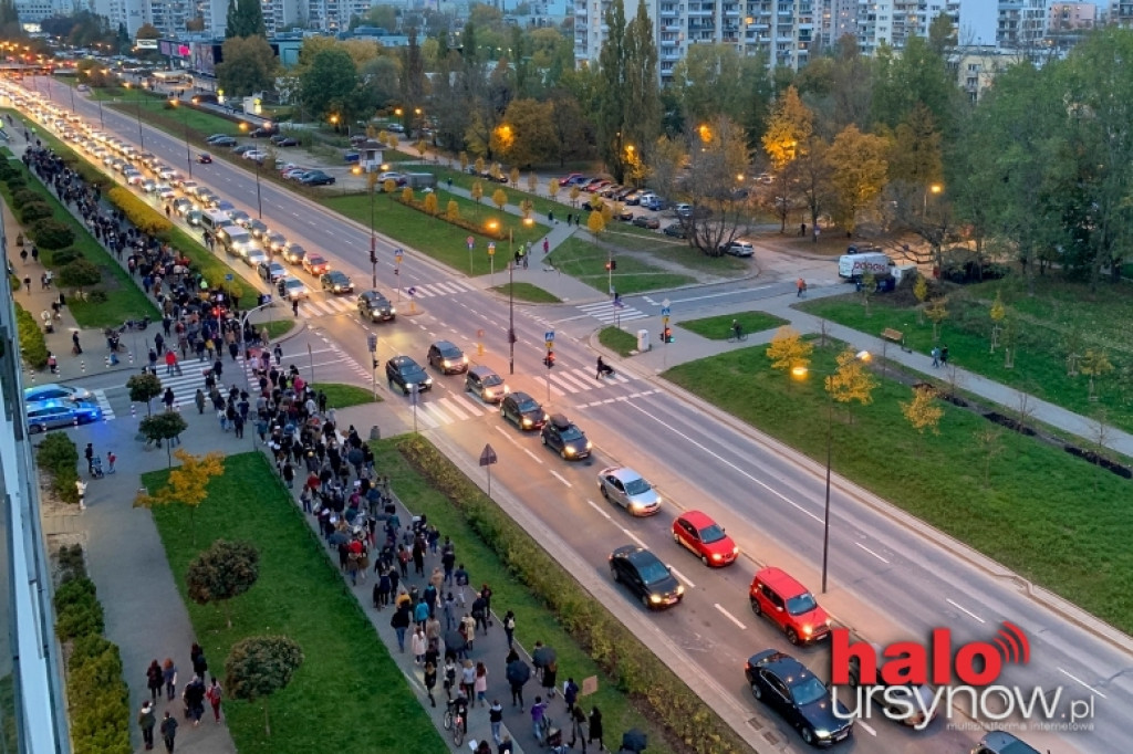 Rok temu ulicami Ursynowa przeszedł ?Strajk Kobiet?. Czy to coś zmieniło?