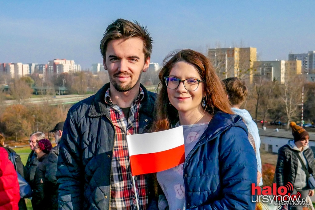 Sąsiedzkie świętowanie rocznicy odzyskania niepodległości. 103 latawce nad Kopą Cwila