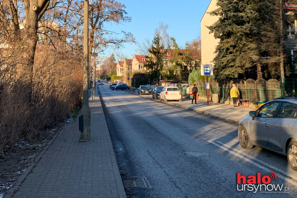 Sytuacja na Tanecznej już jasna. Latarnie znikną z wąskich chodników