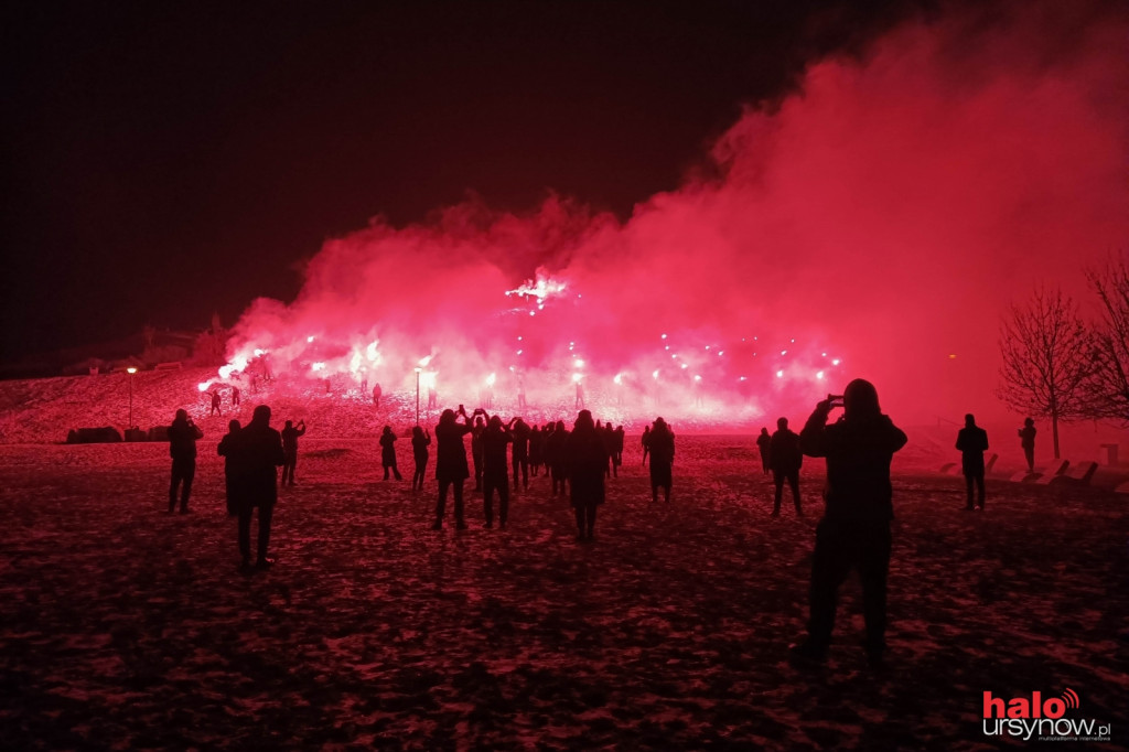 Kilkadziesiąt świateł rozbłysło na Kopie Cwila. Pożegnanie rapera Pjusa