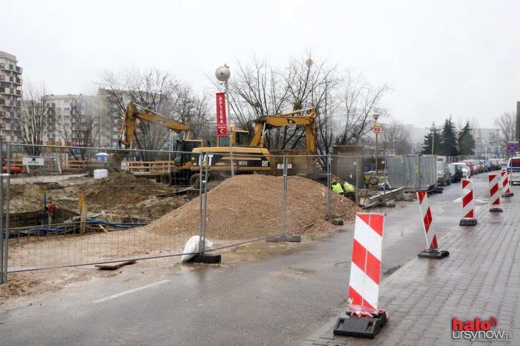 Masakra z parkowaniem przy Onkologii. Mieszkańcy mają dość. Spółdzielnia szykuje szlabany
