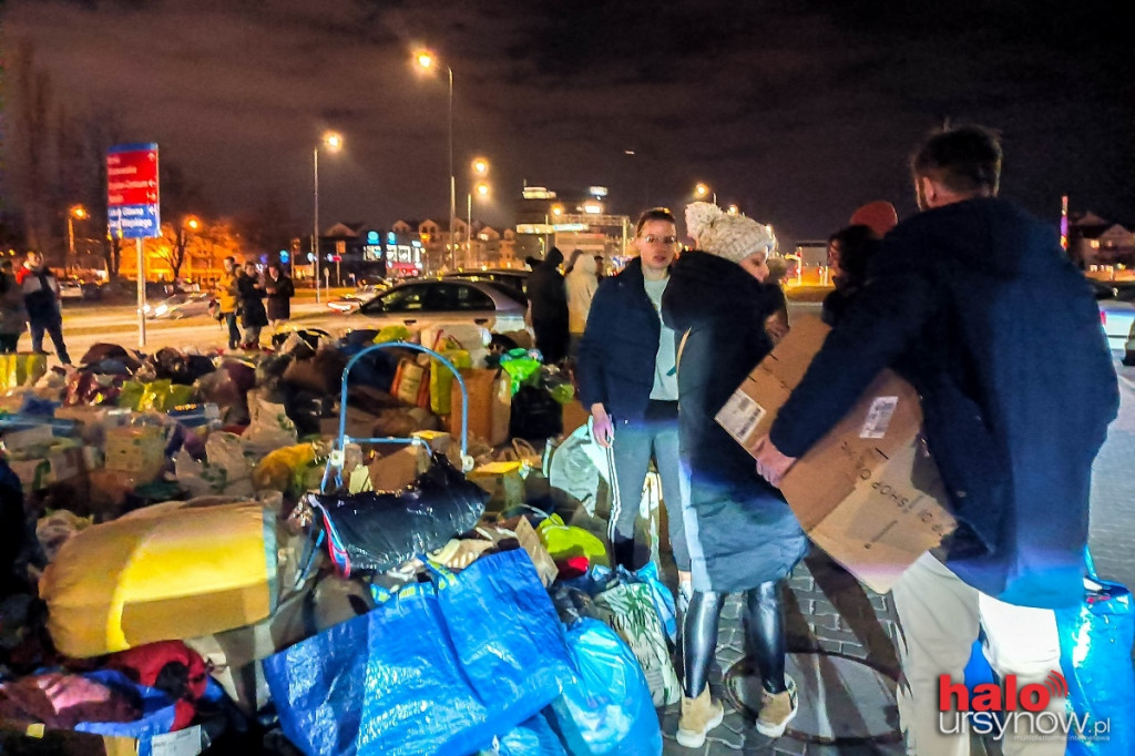 Ursynowianie pokazali ogromne serce! Setki paczek pojechało do uchodźców z Ukrainy
