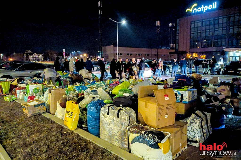 Ursynowianie pokazali ogromne serce! Setki paczek pojechało do uchodźców z Ukrainy