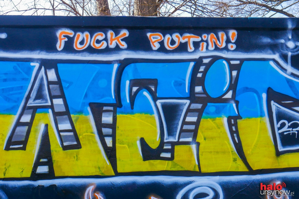 Niesamowite graffiti dla Ukrainy na murze Wyścigów