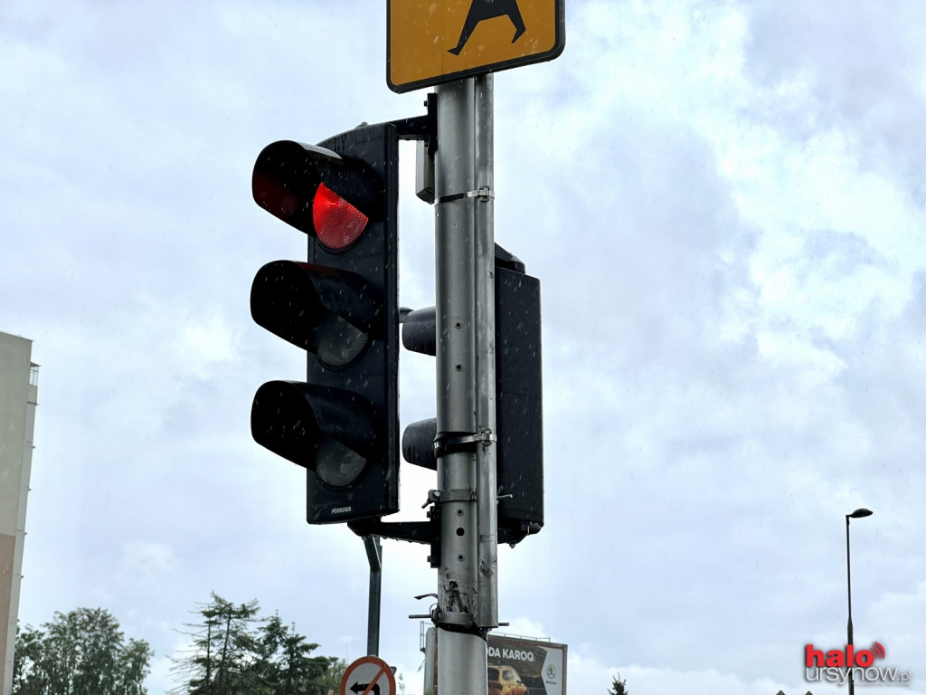?Mocniej zawieje i to poleci?. Niebezpieczne znaki na skrzyżowaniu KEN i Bartóka