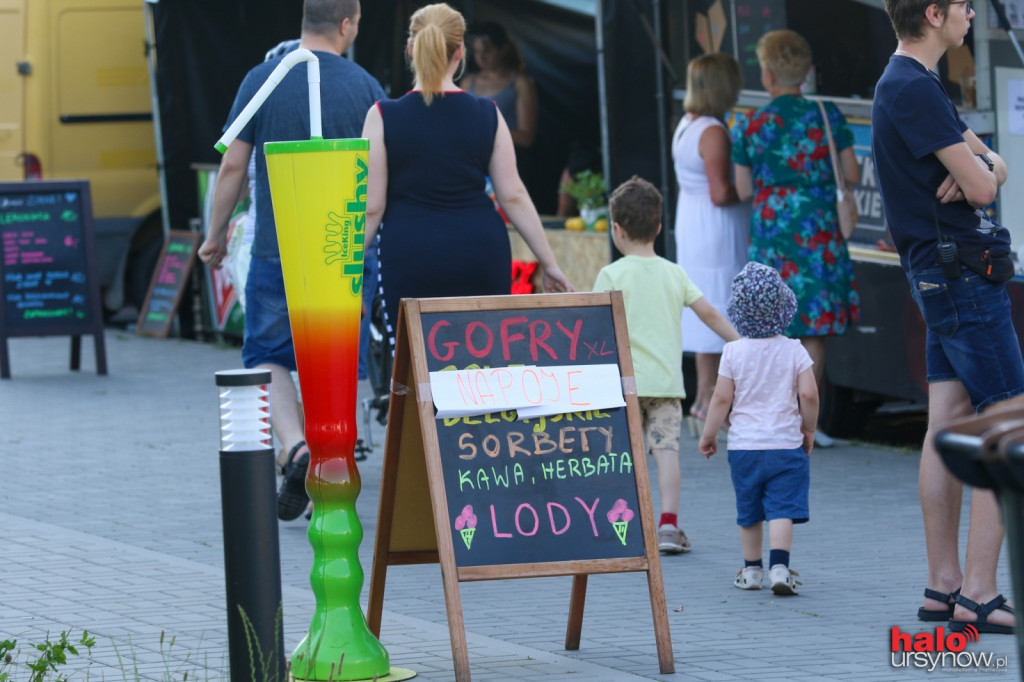 Taneczne szaleństwo w rytm przedwojennych szlagierów! Udana potańcówka pod UCK