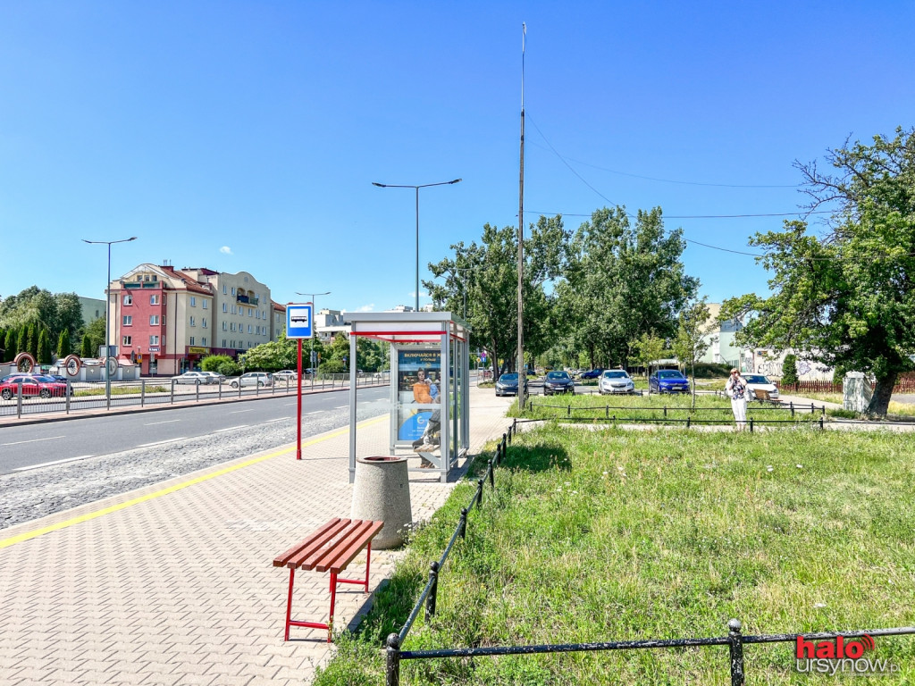 DAJ ZNAĆ: Przerdzewiały słup na Stryjeńskich zaraz się przewróci?