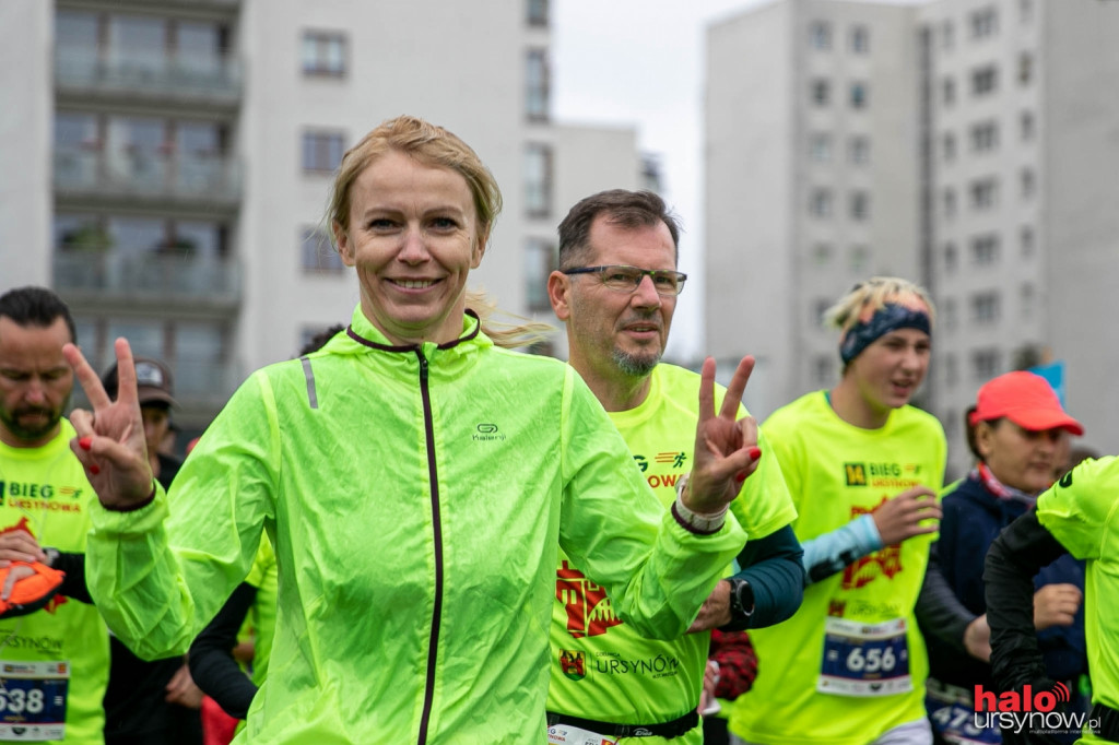 Neonowa fala w alei KEN! 1,3 tys. uczestników w 14. Biegu Ursynowa [ZOBACZ ZDJĘCIA]