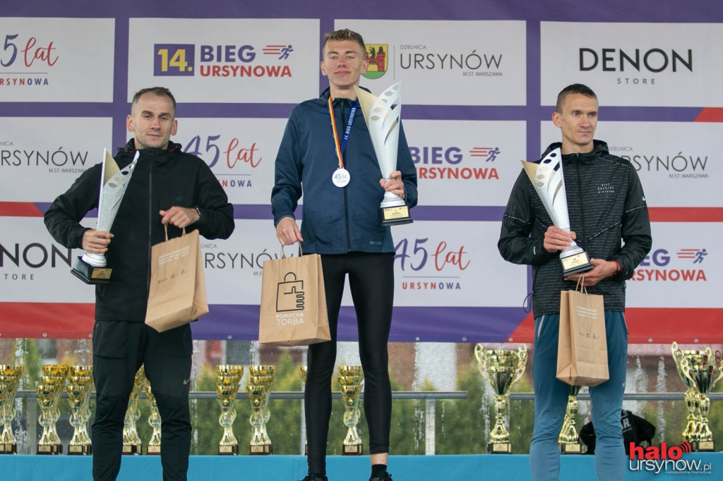 Neonowa fala w alei KEN! 1,3 tys. uczestników w 14. Biegu Ursynowa [ZOBACZ ZDJĘCIA]