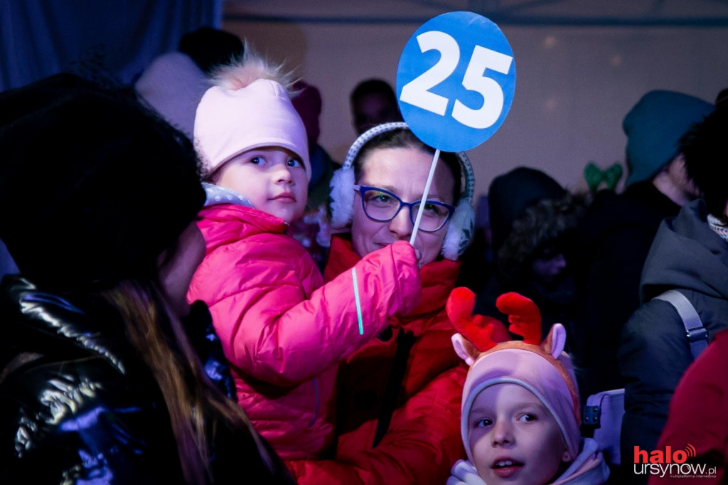 Tłumy na Charytatywnym Kiermaszu Świątecznym ETO