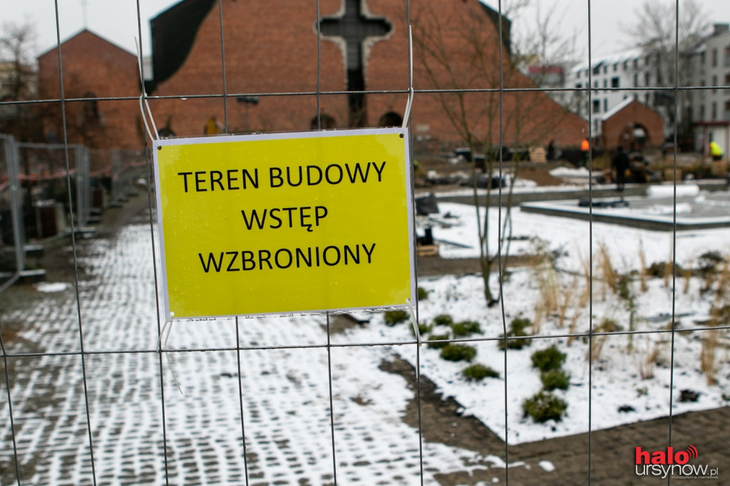 Plac z fontanną już po pierwszym liftingu