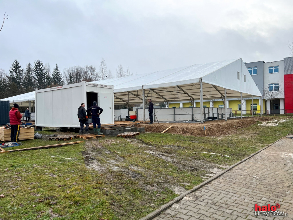 Nie przed świętami, ale tuż po. Otwarcie bezpłatnego lodowiska na Ursynowie