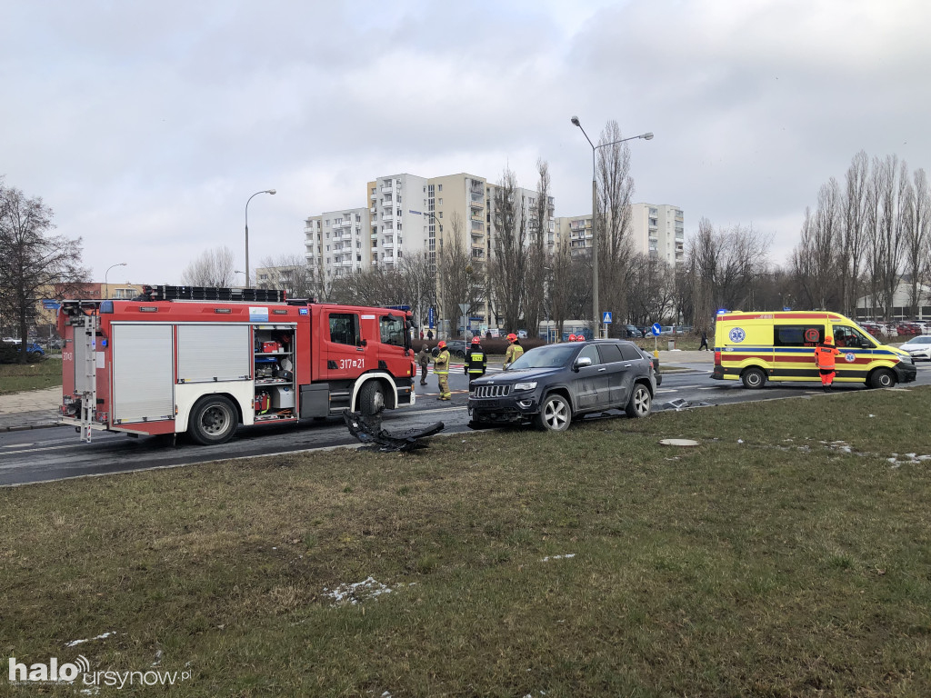 Groźnie wyglądająca kolizja na Płaskowickiej