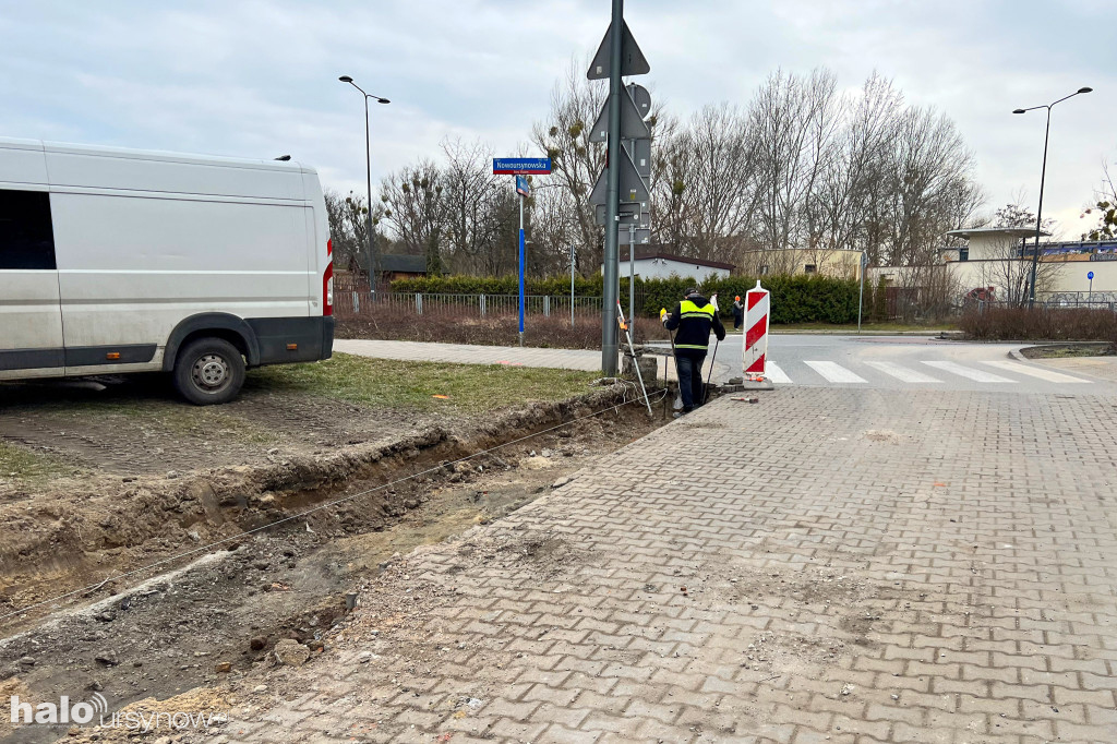 Dzielnica buduje niepotrzebny chodnik?
