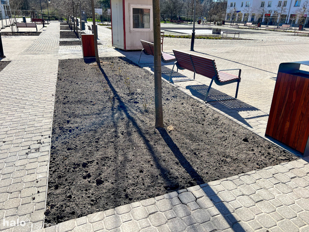 Plac z fontanną po liftingu! ZOBACZ