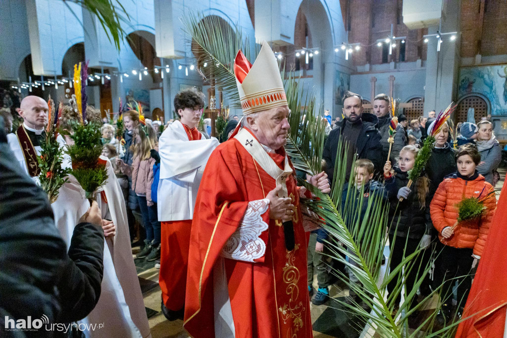 Kardynał Nycz na Ursynowie: Papież sobie poradzi!