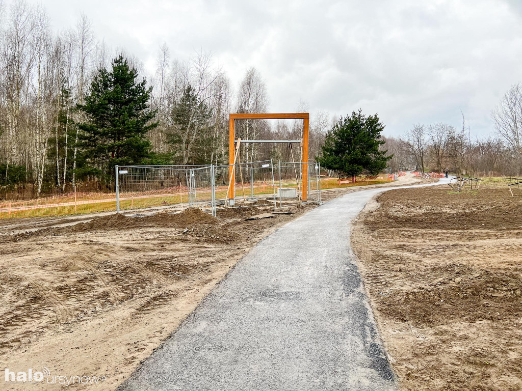 Park Cichociemnych prawie gotowy!