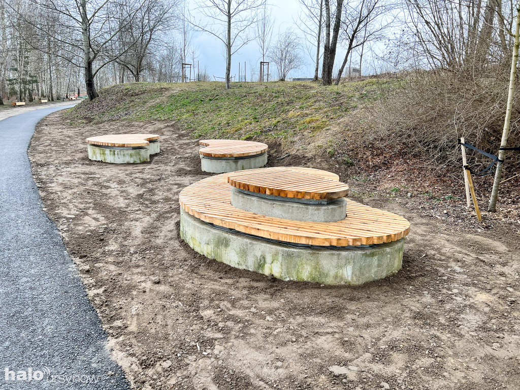 Park Cichociemnych prawie gotowy!