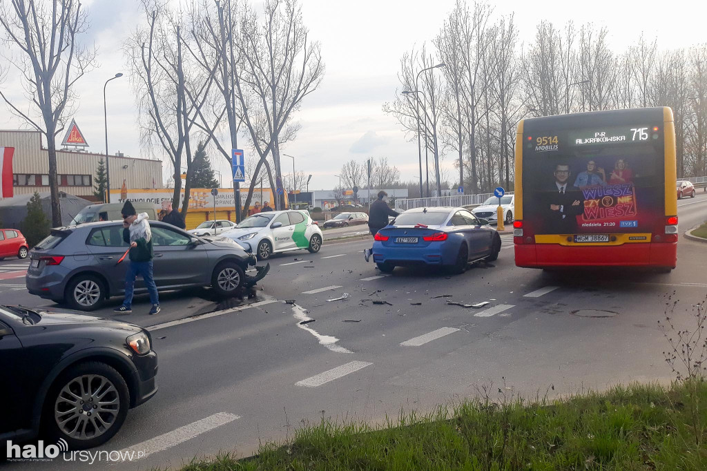 Kolizja na Karczunkowskiej