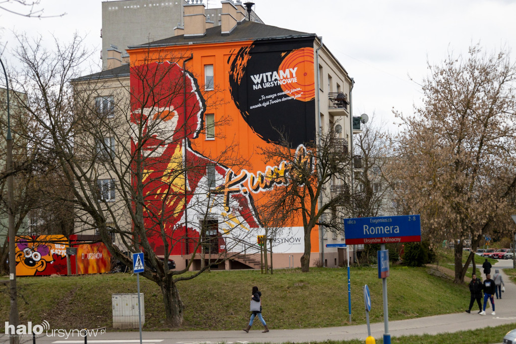 Mural z Krzysztofem Krawczykiem odsłonięty