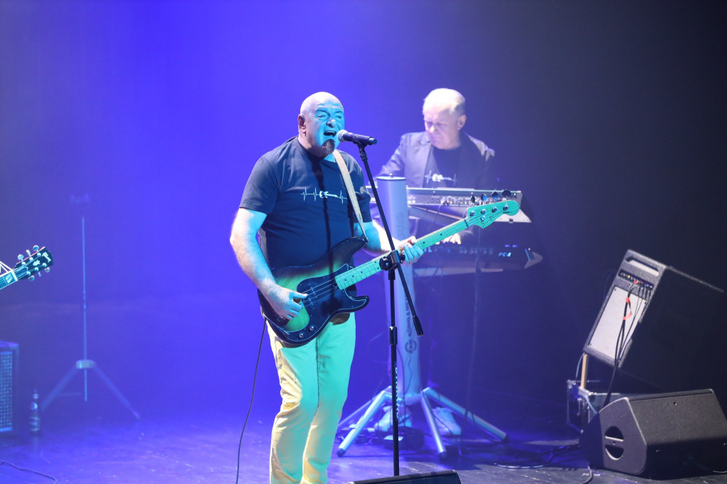 Kolorowe Gitary z przebojami Czerwonych Gitar