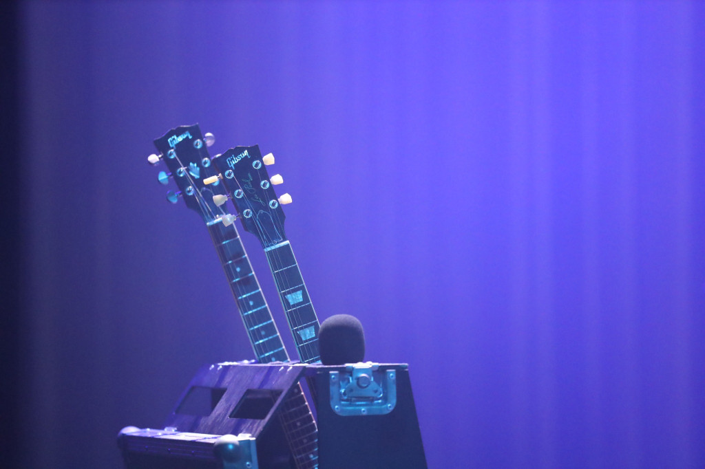 Kolorowe Gitary z przebojami Czerwonych Gitar