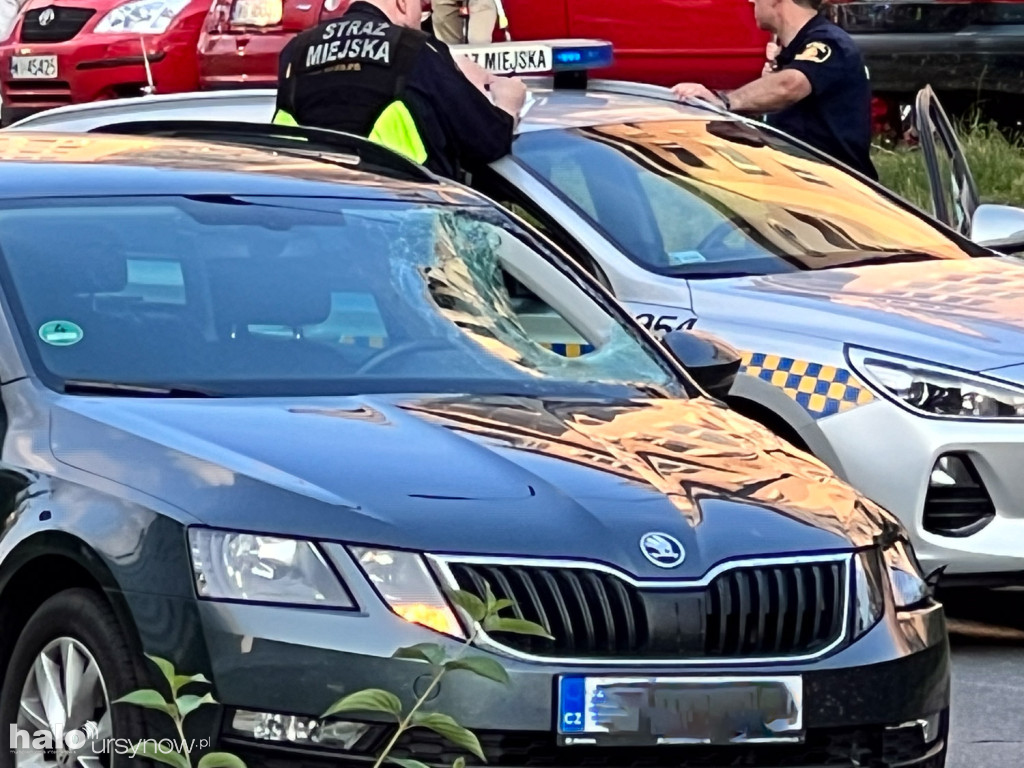 Wypadek na Kabatach. Lądował śmigłowiec pogotowia