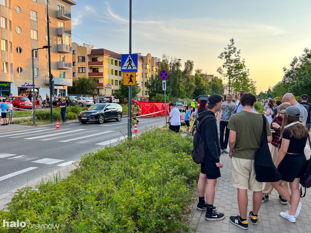 Wypadek na Kabatach. Lądował śmigłowiec pogotowia