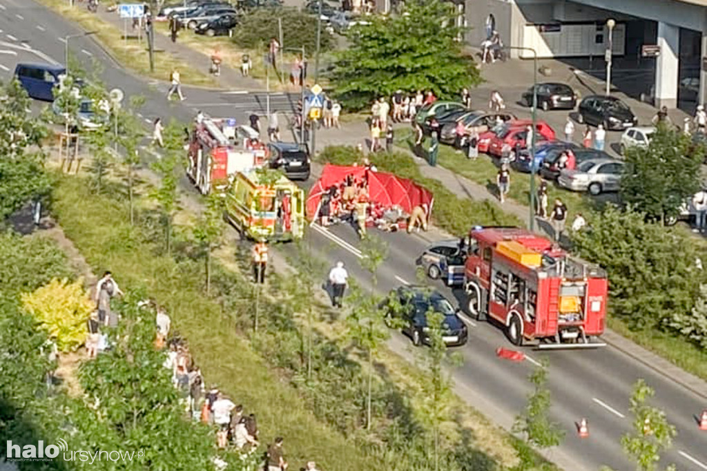 Wypadek na Kabatach. Lądował śmigłowiec pogotowia