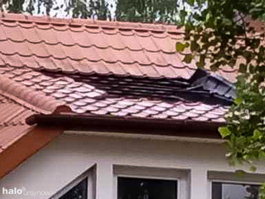 Piorun uderzył w dach przedszkola na Ursynowie