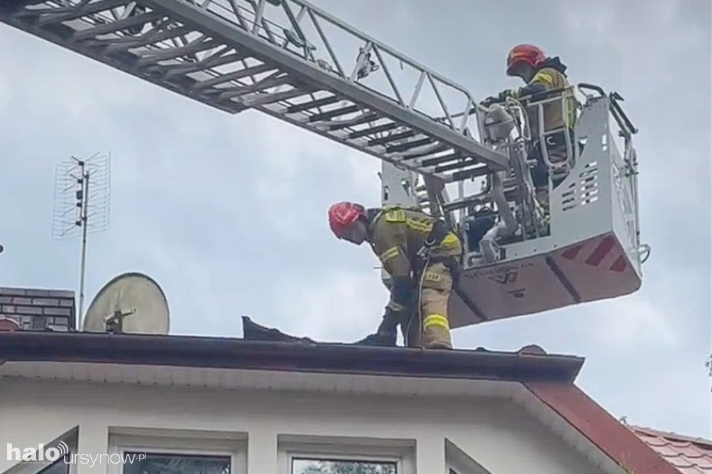 Piorun uderzył w dach przedszkola na Ursynowie