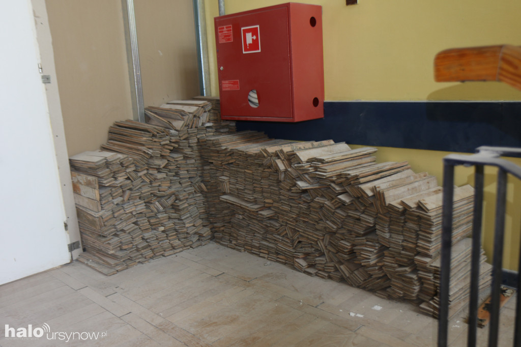 A tak wygląda remont SP 336 przy Małcużyńskiego