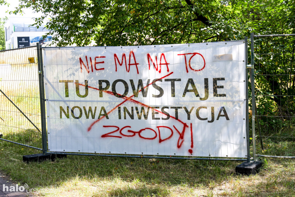 Deweloper straszy inwestycją. Sąsiedzi odpowiedzieli!