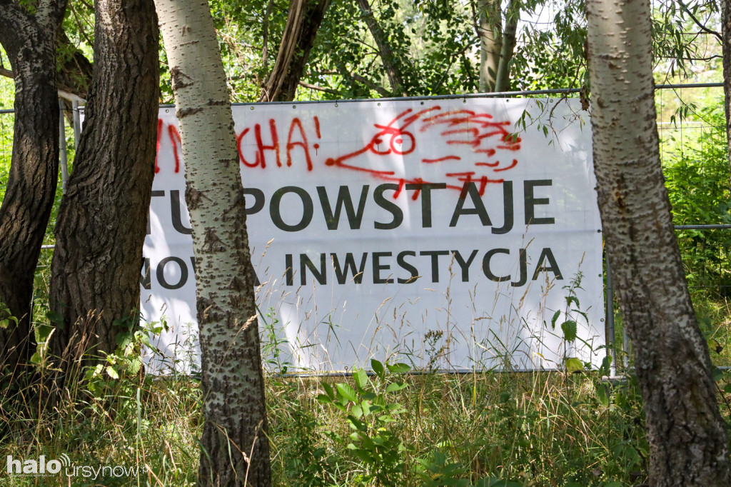 Deweloper straszy inwestycją. Sąsiedzi odpowiedzieli!